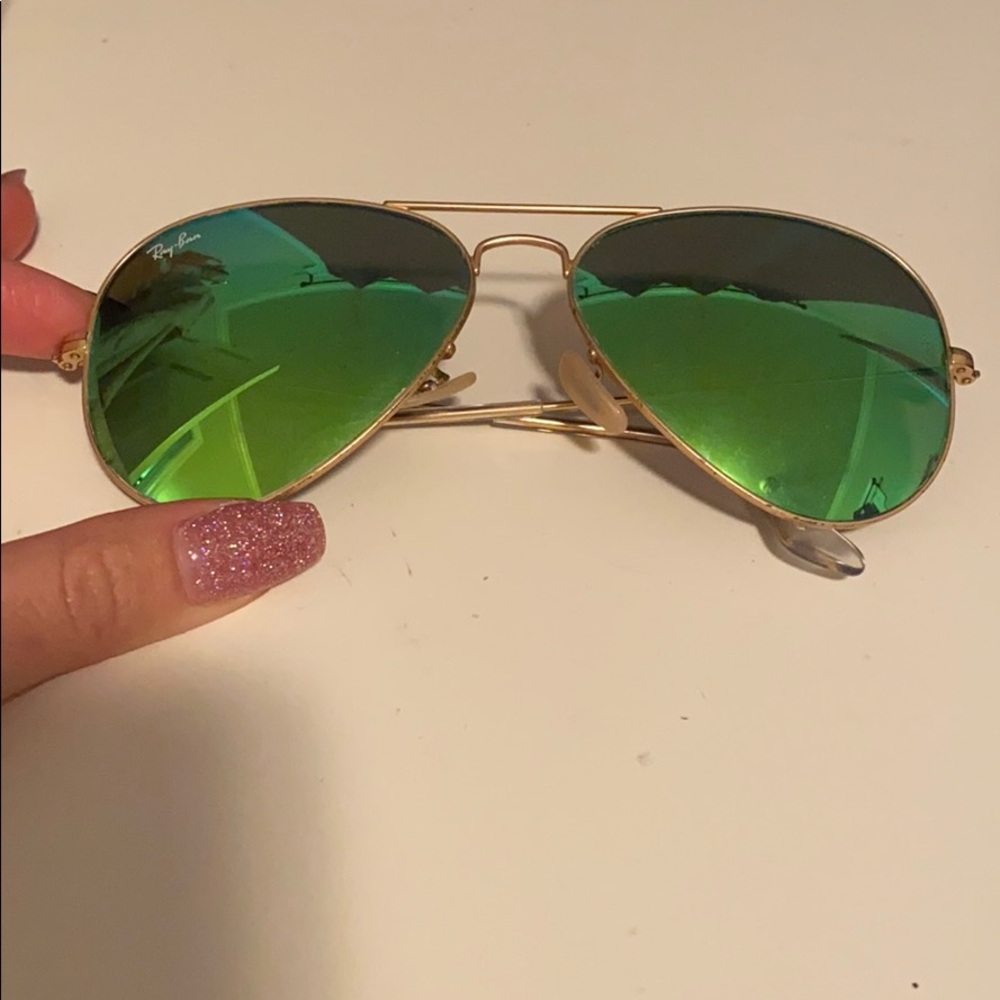 Ray ban aviator sunglasses
